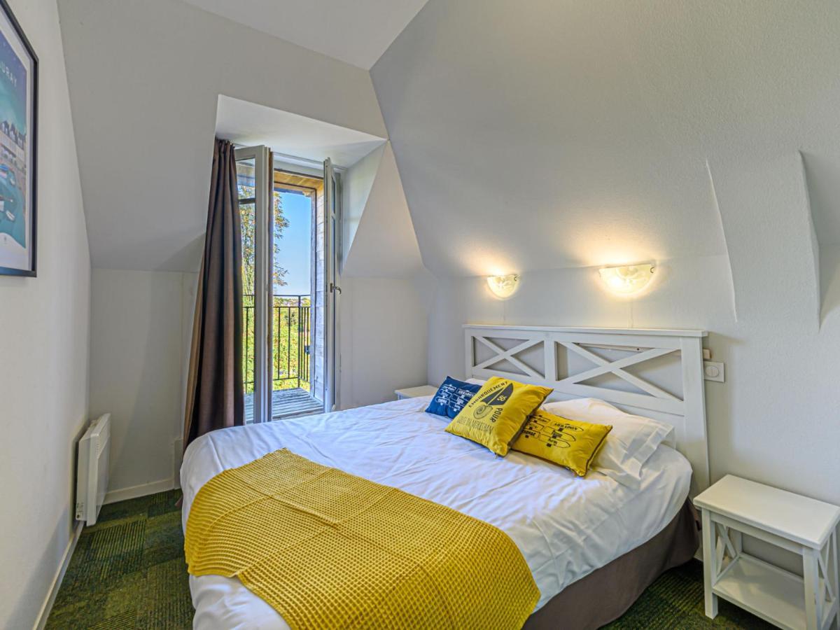 Apartment Chateau De Kergonano-2 By Interhome บาดอง ภายนอก รูปภาพ